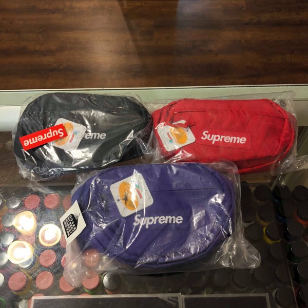 2018 Sup M Main Waist Bag Fall