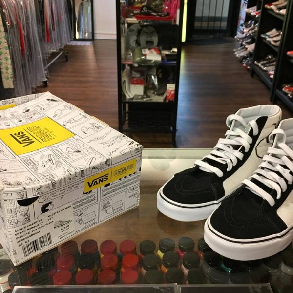 2018 Vans Peanuts SK8 HI Reissue Snoopy Joe Cool