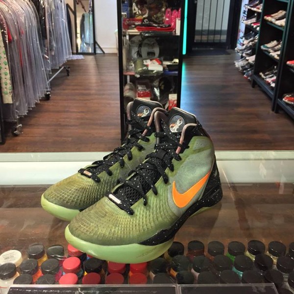 2012 Nike Zoom Hyperdunk Galaxy