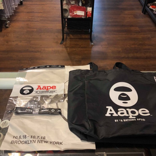 2018 Bape Aape Hypefest Tote Bag Lanyard Map Pack 