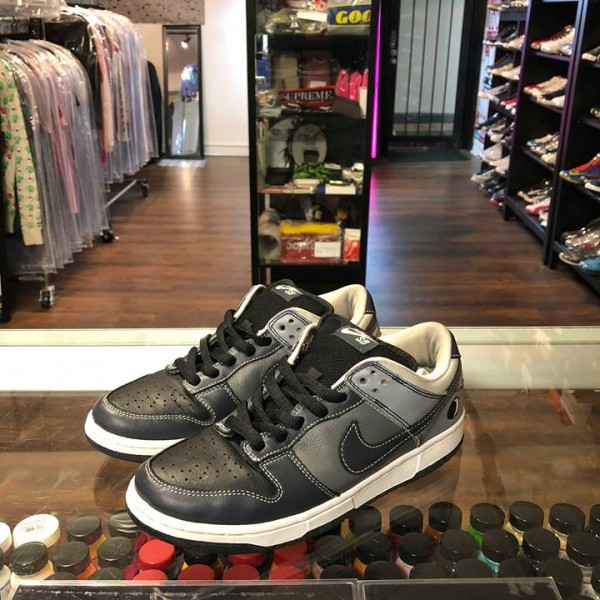 2005 Nike Dunk Low SB Lunar 