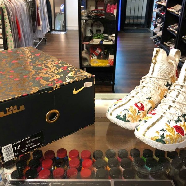 2018 Nike Lebron Kith Performance XV King Cloak White