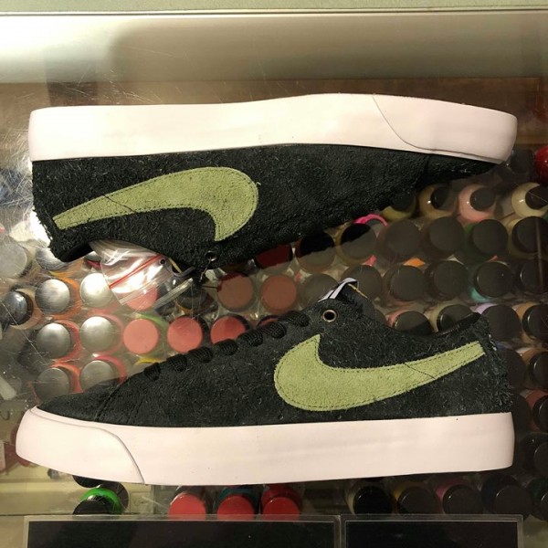 2018 Nike SB Stussy Zoom Blazer Low Palm Green