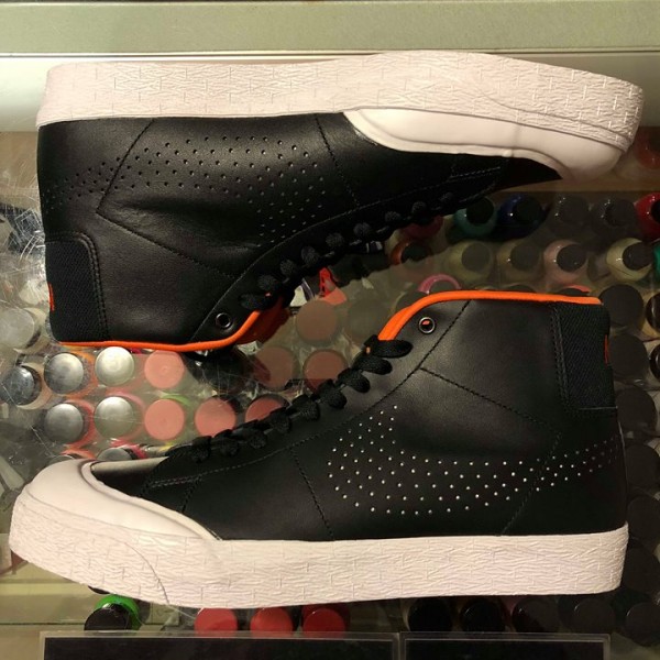 2017 Nike SB Blazer Zoom Mid XT Donny Black