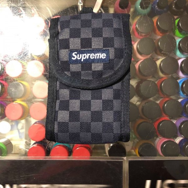 2011 Damier Checkered Pouch Bag Navy Camera Cell Phone