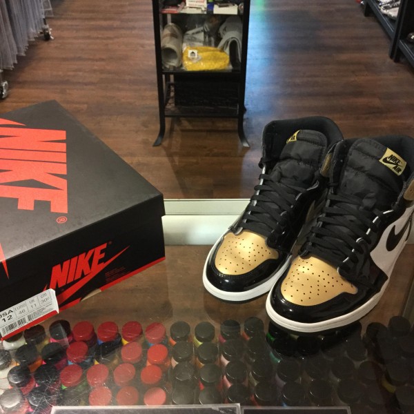 2018 Nike Air Jordan I Gold Toe