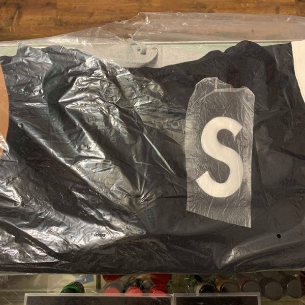 2019 Sup S Logo Colorblocked Hooded Sweatshirt Black