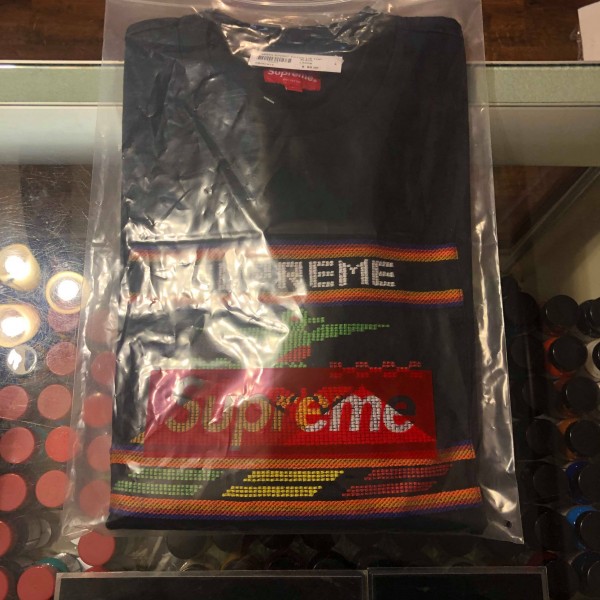 2019 Sup Needlepoint Patch L/S Top Black