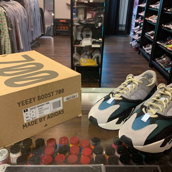 2017 Adidas Yeezy Boost 700 Wave Runner OG