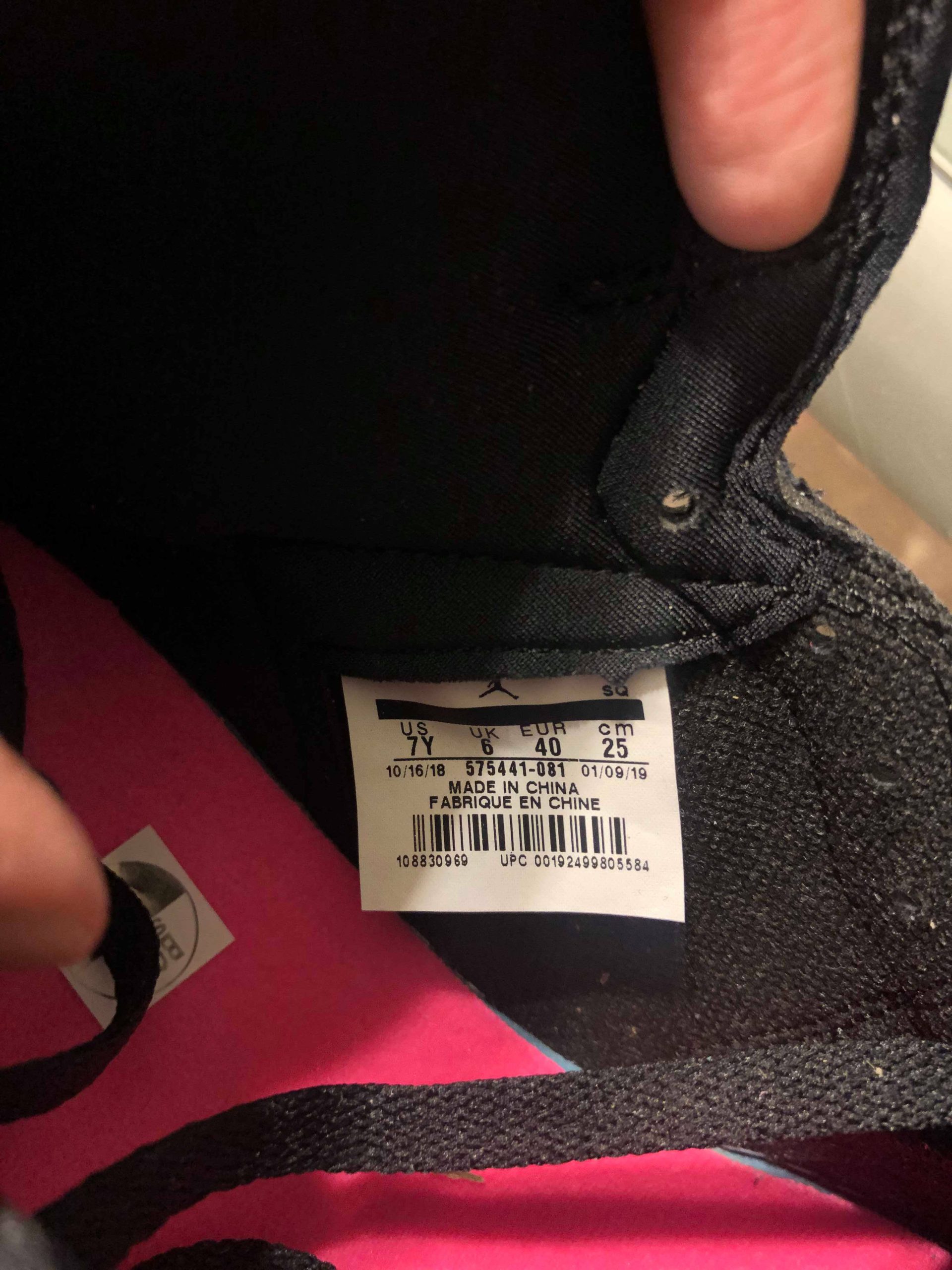 2019 Nike Air Jordan I Black Crimson Tint Youth - Image 30