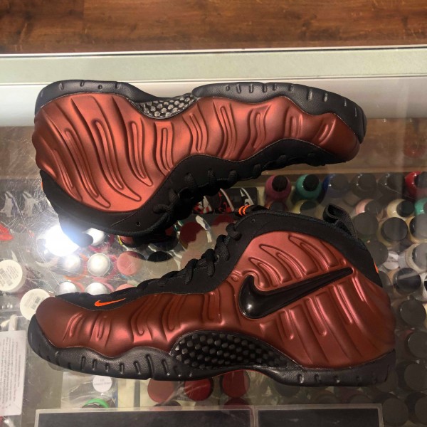 2019 Nike Air Foamposite Pro Color Shift