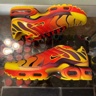 2019 Nike Air Max Plus Fade Chrome Yellow Bright Crimson Youth