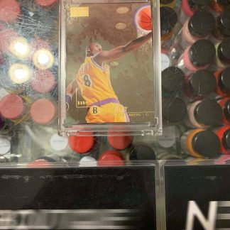 1996 NBA Los Angeles Lakers Kobe Bryant Gold Skybox Premium Card