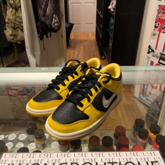 2006 Nike Dunk Low Maize Iowa
