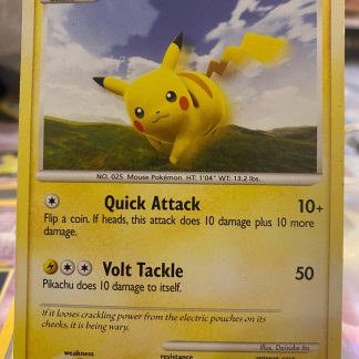 2008 Pokemon Pikachu Majestic Dawn 70 of 100 Heavily Played