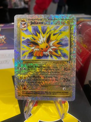 2002 Pokemon Jolteon Legendary Collection Reverse Holo 14 of 110 Lightly Played