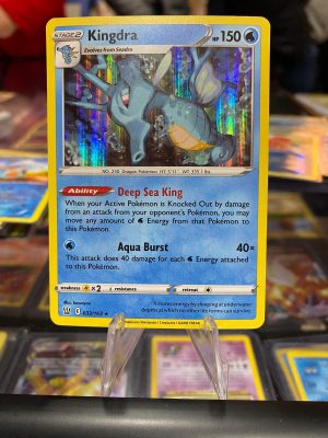 2021 Pokemon Kingdra Battle Styles 033 of 163 Holo Mint
