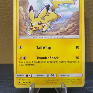 2017 Pokemon Pikachu Burning Shadows 40 of 147 Near Mint