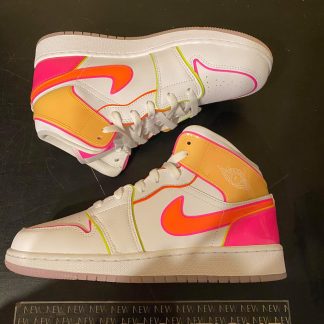 2020 Nike Air Jordan I Mid Edge Glow Grade School