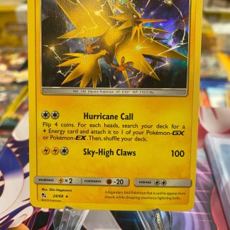 2019 Pokemon Zapdos Sun & Moon Hidden Fates 24 of 68 Holo Near Mint