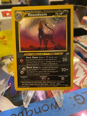 2000 Pokemon Houndoom Neo Revelation 8 of 64 Holo Mint