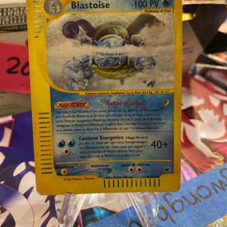 2002 Pokemon Blastoise Expedtion 4 of 165 Holo Damaged