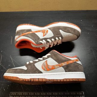 2022 Nike SB Dunk Low Crushed D.C. Men