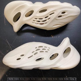 2021 Adidas Yeezy Foam RNNR Sand Men